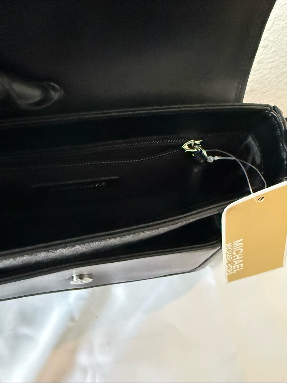 Michael Kors Bradshaw Medium Messenger MK Signature Black NWT - Picture 4 of 9
